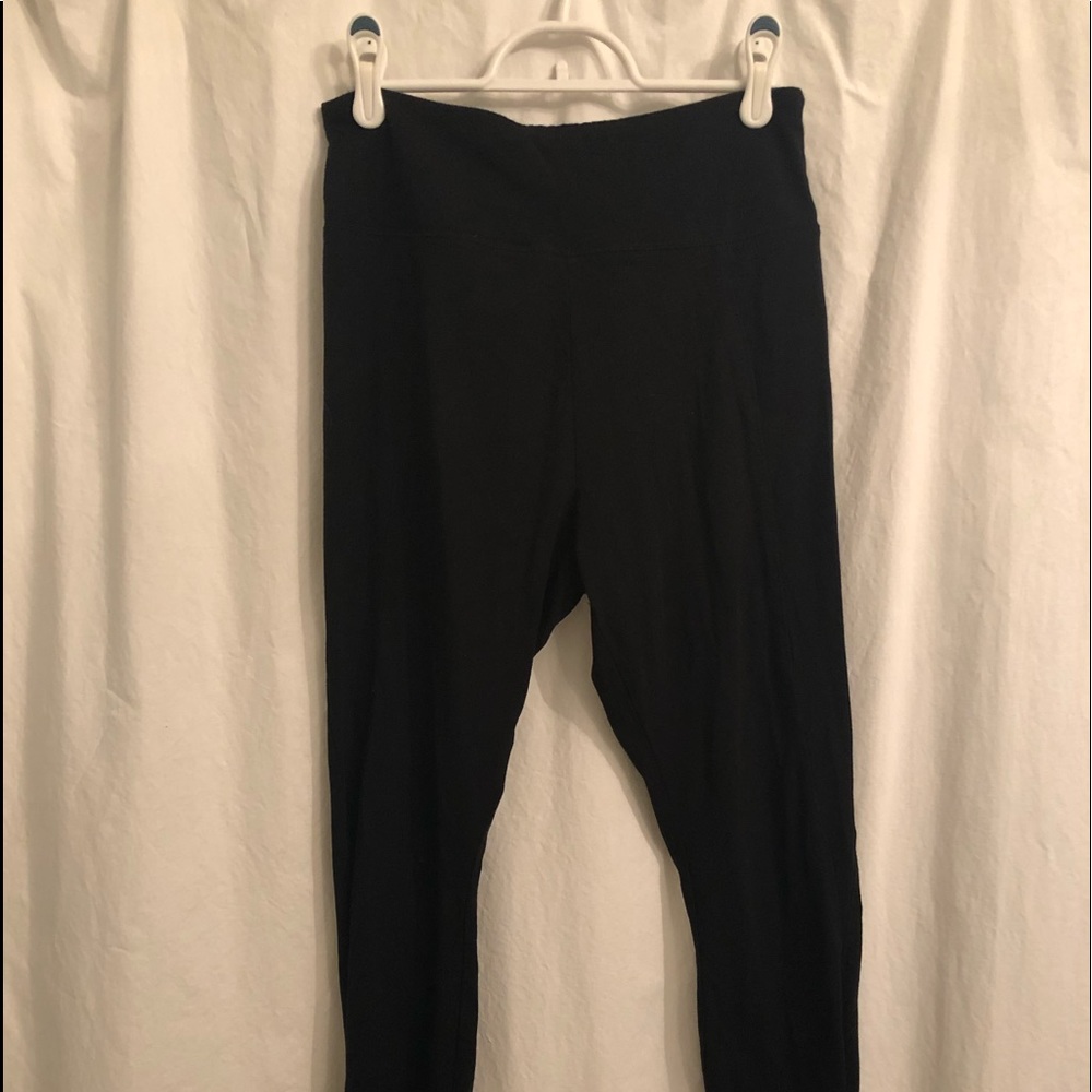 Wild and Fable black leggings